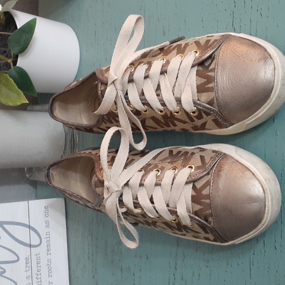 MICHAEL KORS SNEAKERS SZ 9 M - Picture 1 of 8